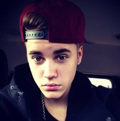 Justin Bieber is my one true love he is perfection and I love him if you feel the same way about justin follow this account