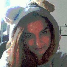 Hi! My name's Fanny!I'm from hungary.I love One Direction3!my favorite film is step up! I love Chachi Gonzales,Adam Sevani and KEVIIN!pls follow me!by:Fantaa