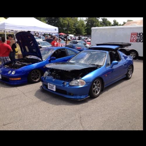 Electrician - Cars - Graffiti - partying                 ig @dub_rhd_delslow