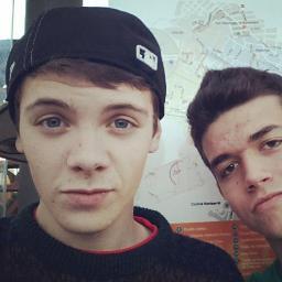 DictionOfficial's profile picture. 