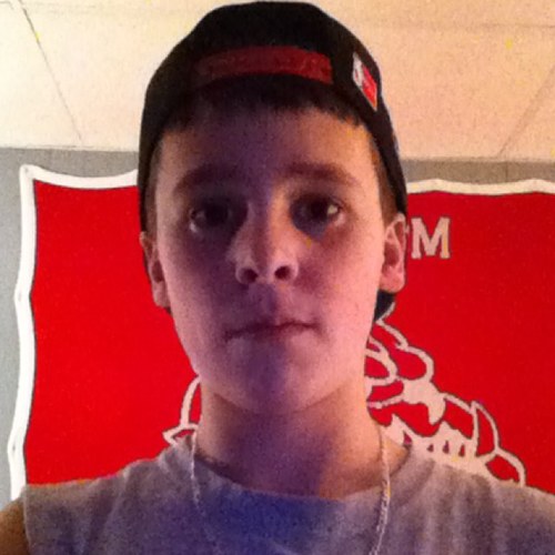 white_kid2113's profile picture. 