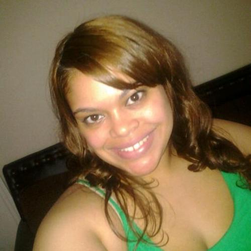 5'4 with brown eyes, smile like the sunrise...