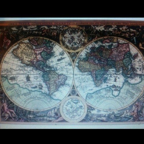 SoPlaces's profile picture. lennon