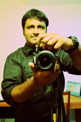 life is to enjoy  with making others happy...... never be selfish........