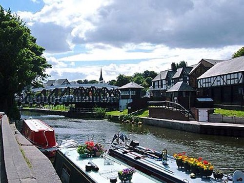 Stay in touch, advertise, promote and share all things business and social to do with Northwich
