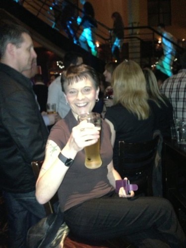Hi im a mum of 3 grown up children, . Love traveling, great life living in the city .