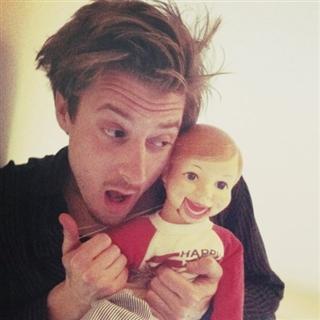 RoryWilliams•RawwryPond to Doc• iloveAmeliaPond • sexy centurion •GingerLover• soup enthusiast• BandMember •I love  #dmdares•