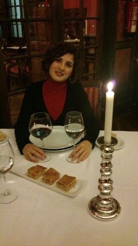 Violoncellista, profesora.
