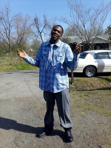 Ima' real niqqa that's 1 deep follow me|ill follow |back       w/my sis @Tashaewebb