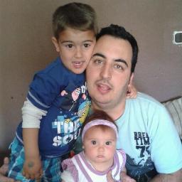 caleb1980's profile picture. malageño, enfermero, casado con maricarmen desde hace 8 años. me gusta el cine, leer, la musica(en especial ricardo arjon), la reposteria, hago tartas fondant