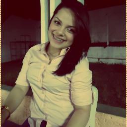 α αnjinhα ;
 com plαnos mαlignos !-'
 - α meninα do bem
 que prαticα o mαl {66
 mee segue que eu tee sigoo!!!