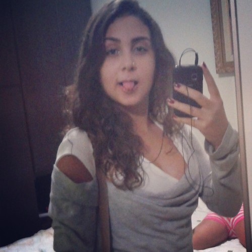 Você vai me olhar, me julgar, tirar conclusões precipitadas, mas ainda assim não vai me conhecer ✌ㅤ ㅤ ㅤ