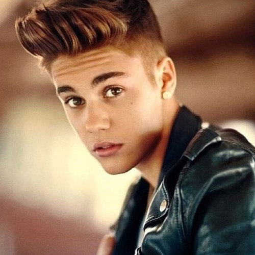 Just a boy with a guitar and a dream. http://t.co/UDrw93XRNj
