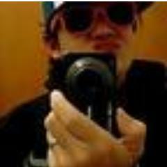garoto legal,sincero,romantico,divertido...e etc etc...quando me conheçer vc vai ver q sou isso e muiito mais...rsrsrsrs
