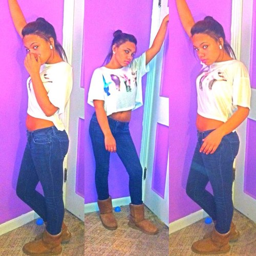 Stay 1⃣0⃣ toes down . 
Fuck you , pay me .