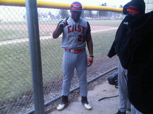 #MrMakeitNasty I play football  #BallSoHardUniversity I put in work follow me