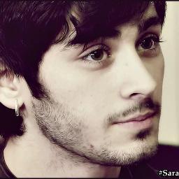 To all true fans of great singer Zayn Malik. A wonderfully perfect person and he deserves all the good things existing ...
We love you Zayn ♥