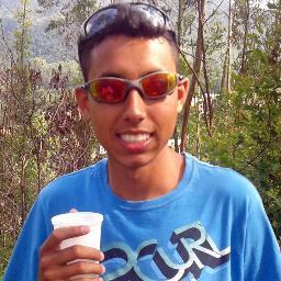 18 anos , signo de Escorpião , sou sincero e idealista ;)