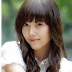 vhiachintasemua's profile picture. 