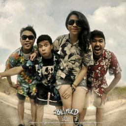 The Official Twitter Fans Page BILLFOLD™INDONESIA |  •Follow the right : @ganialianda • @pammadssen • @ferinstrike • @angga_asiaminor • http://t.co/IfP3bhF5QV