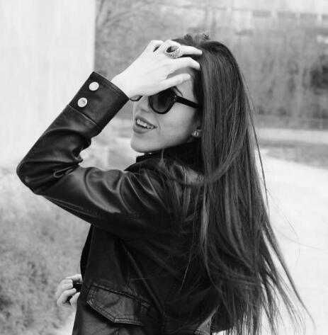 #Comunicación #SocialMedia #Press. Solo hago aquello que me hace feliz, sino no vale la pena.