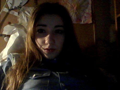 JessCarnwath's profile picture. I have absolutely nothing interesting to say about myself