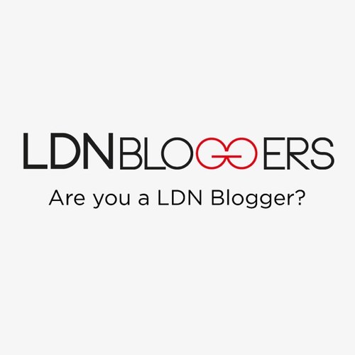 Fashion #bloggers Unite!We are also on Facebook: http://t.co/PV3kQAb7Cf Tweets from @DianaKakkar