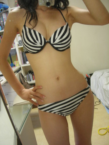 twojob2's profile picture. rich dream.
what the....