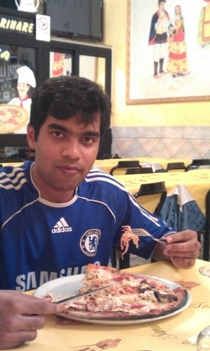 fOlLow mY tweEt tO kNow AbT mE...