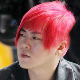 H.O.T.팬분들  *^^* 친하게 지내요 *^^* 횐색H.OT.형들 꺼에요^*^