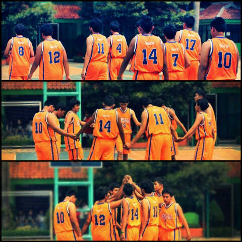 We are Persatuan Siswa dan Alumni SMAN 78 Basketball! We practice on Tuesday, Friday and Saturday at 3pm. See you on the court!