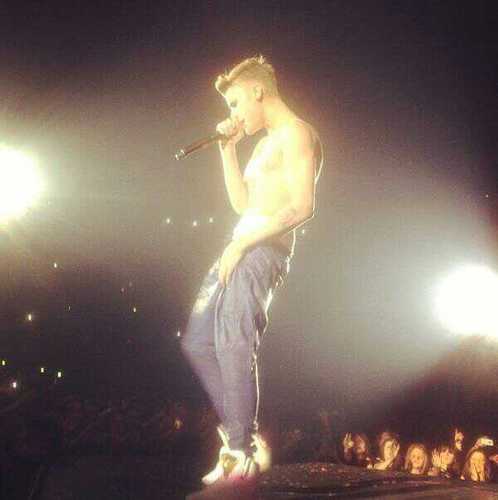 jbmytoaster's profile picture. saw justin live on 5th april 2013 and it was one of best nights of my life!