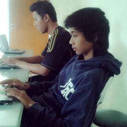 Kalo ada yang bilang IYA..
Gw bilang ENGGA..