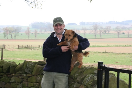 Ever watched Cowboy Builders? Same ethos applies here! This Ross Monty Montague bears no relation to 'others' of similar name in reputable business elsewhere!