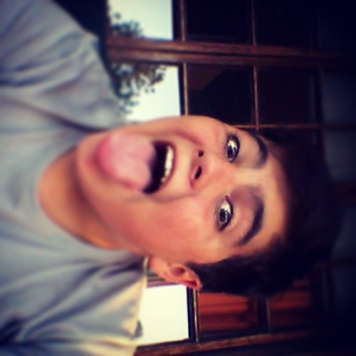 I go to Hilton College and I love partying ;) Invite me 29E164A9