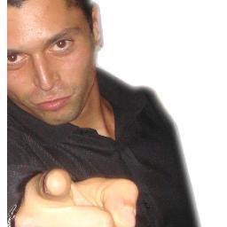 Jhonny T. dj delle notti capitoline romane
genere musicale house commerciale.