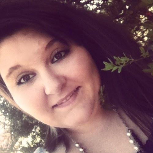 Jessiebugg11's profile picture. You follow me I'll follow back:)