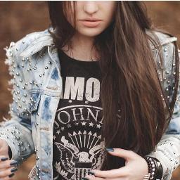 Hey ich bin Jen. 
PROVEHITO IN ALTUM