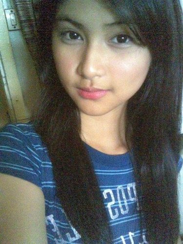 I Love Swimming :) Followback and Be mine :P