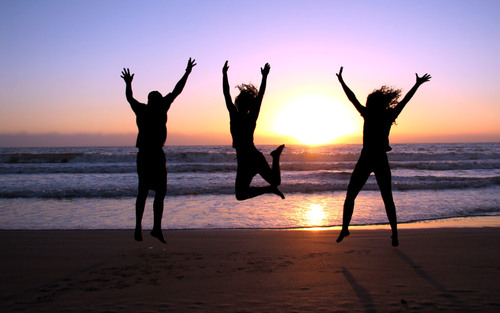 “Nothing in the world is ever completely wrong. Even a stopped clock is right twice a day.”
― Paulo Coelho, Brida