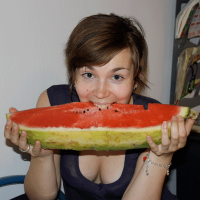 yshilova's profile picture. 