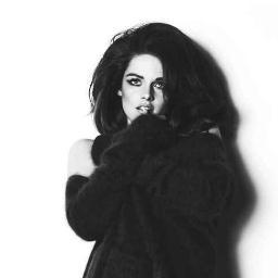 StarryEyedKStew's profile picture. 