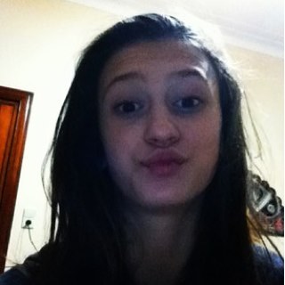 Si tu m'aimes tu me suis , si tu m'aimes pas ne regarde pas mon profil alors @arditagjoleka ~ SWAGG