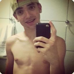 The quicker you here, the faster you go
That's why where I come from the only thing we know is
Work hard, play hard