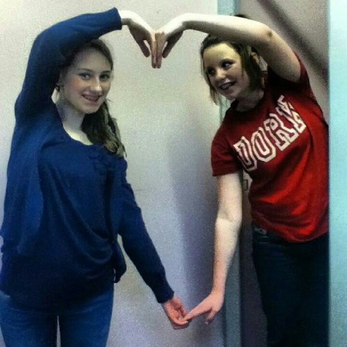 CaseyFletx's profile picture. actually love my bestfriend Anna3