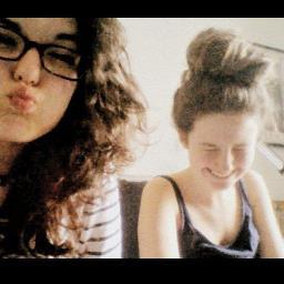 Inès ma princesse, Hong nhi ma groupie, Claire mon éclaire, swano mon stylo. ♥