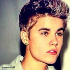 me orgulho de ser  belieber e lovatic ñ importa o que os outros pessem sobre isso se vc é me sigaque eu te sigo de vouta