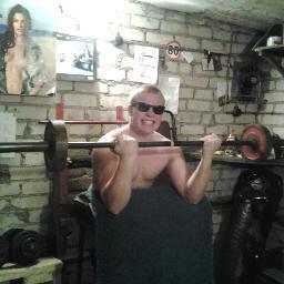 Ezeens's profile picture. 