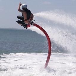 Do you want to swim like a dolphin and fly like a bird all at once? Learn to be Ironman on water in a matter of minutes!