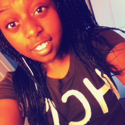 Follow me and i will follow back!! ^_^